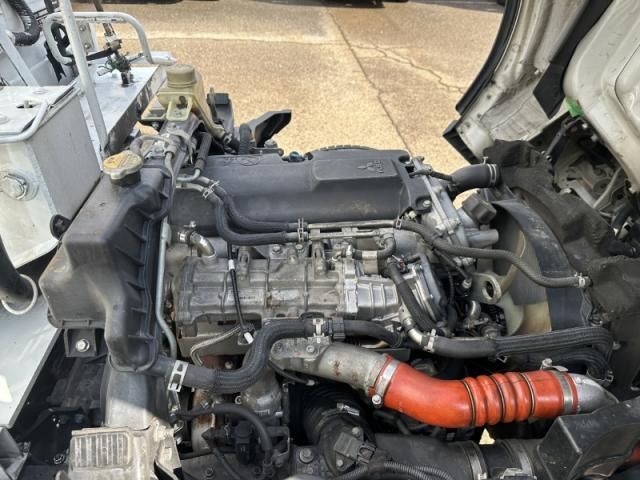 Mitsubishi CANTER 2018-05 1464898-20