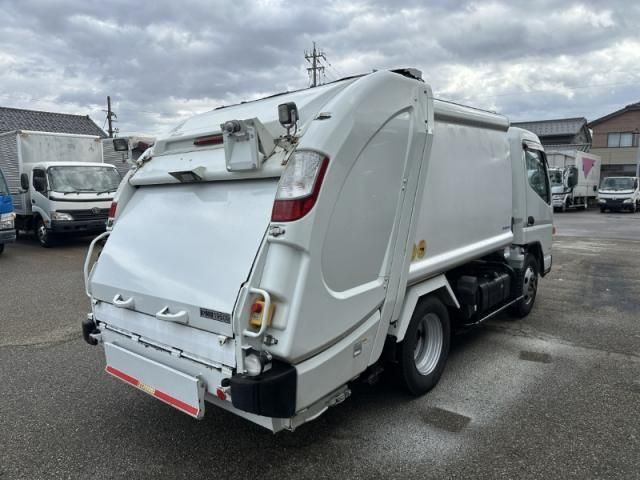 Mitsubishi CANTER 2018-05 1464898-4