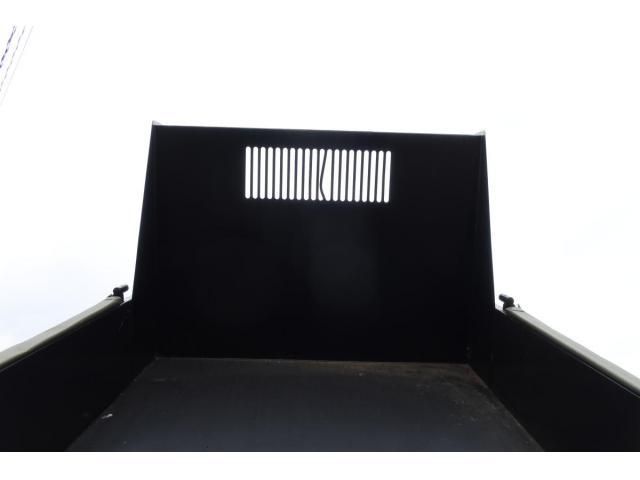 Mitsubishi CANTER 2022-07 1487780-13