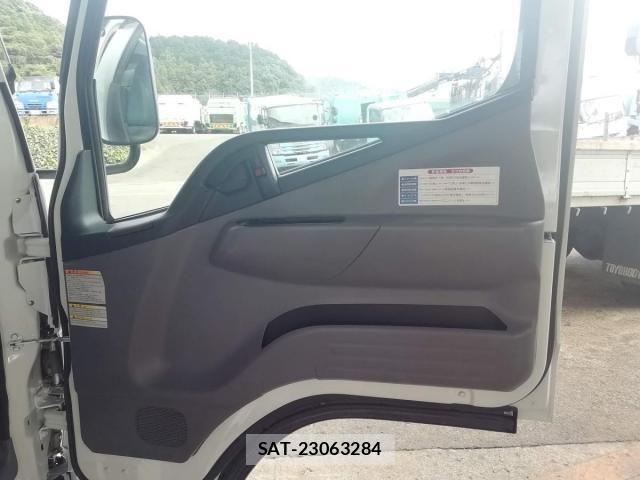 Mitsubishi CANTER 2013-03 405360-26