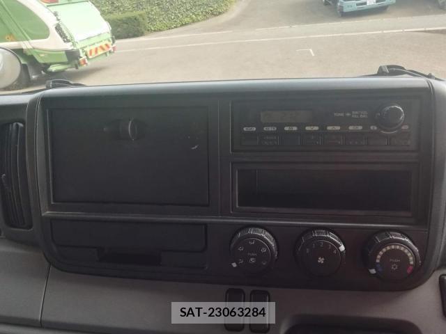 Mitsubishi CANTER 2013-03 405360-28
