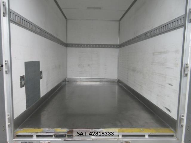 Mitsubishi CANTER 2015-12 1095822-21