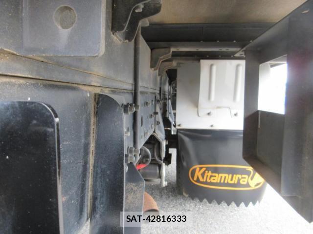 Mitsubishi CANTER 2015-12 1095822-29