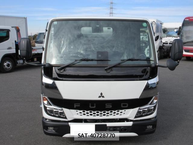 Mitsubishi CANTER 2024-10 719695-1