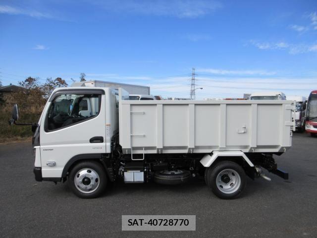 Mitsubishi CANTER 2024-10 719695-3