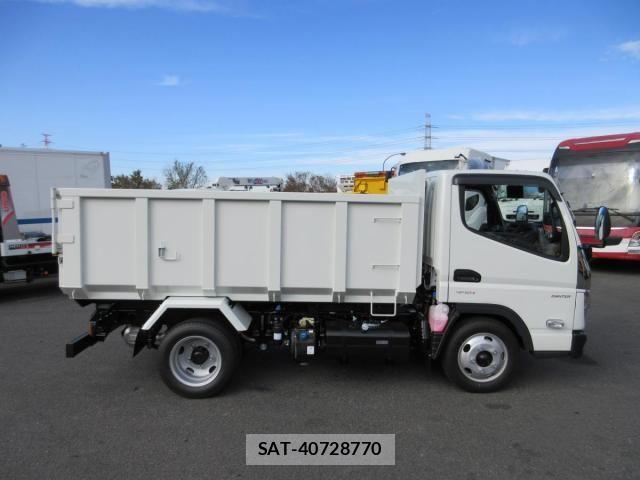 Mitsubishi CANTER 2024-10 719695-5