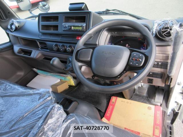 Mitsubishi CANTER 2024-10 719695-7