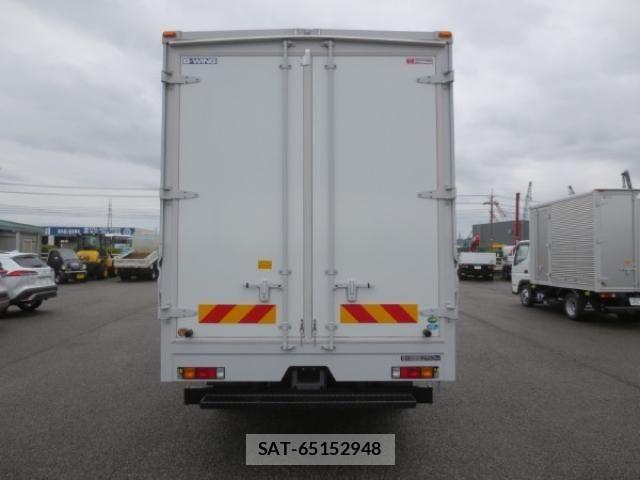 Mitsubishi CANTER 2023-10 453851-6