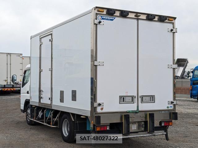 Mitsubishi CANTER 2016-09 911850-3