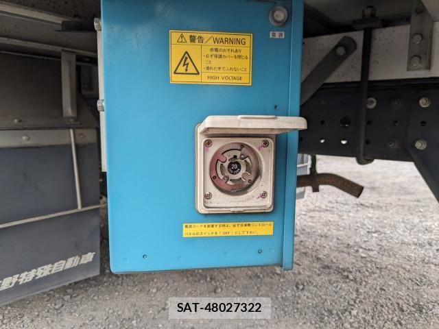 Mitsubishi CANTER 2016-09 911850-21