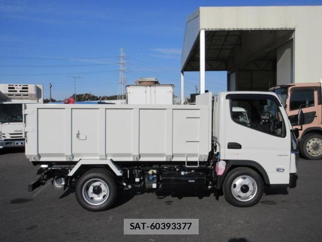 Mitsubishi CANTER 2024-10 719694-5