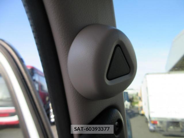 Mitsubishi CANTER 2024-10 719694-19