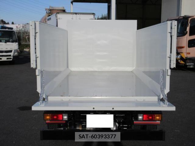 Mitsubishi CANTER 2024-10 719694-21