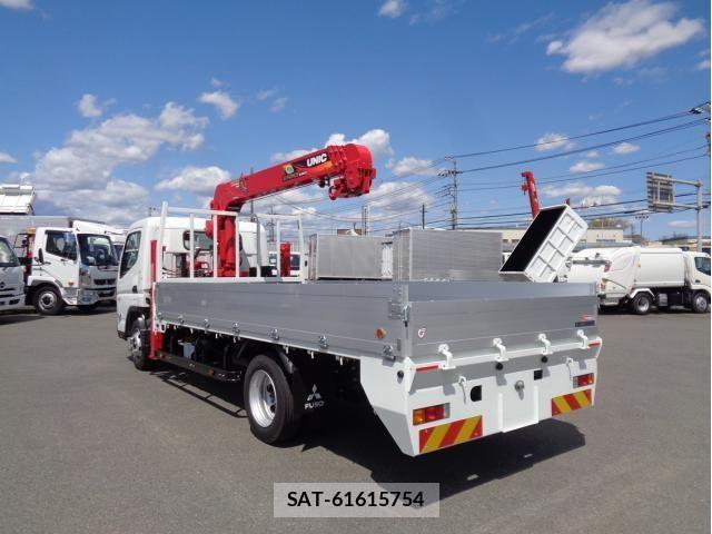 Mitsubishi CANTER 2024-10 858406-3