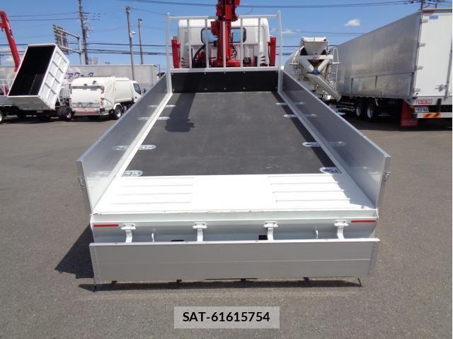 Mitsubishi CANTER 2024-10 858406-4