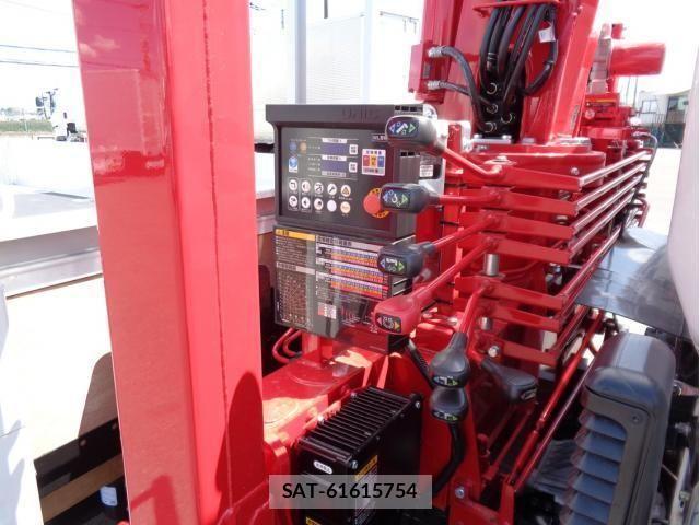 Mitsubishi CANTER 2024-10 858406-7