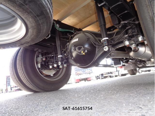 Mitsubishi CANTER 2024-10 858406-11
