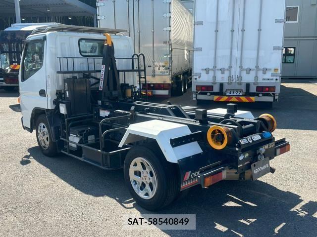 Mitsubishi CANTER 2019-04 830065-3
