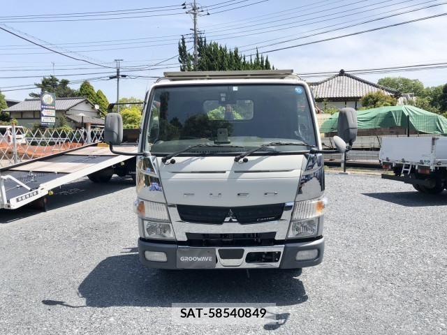 Mitsubishi CANTER 2019-04 830065-4
