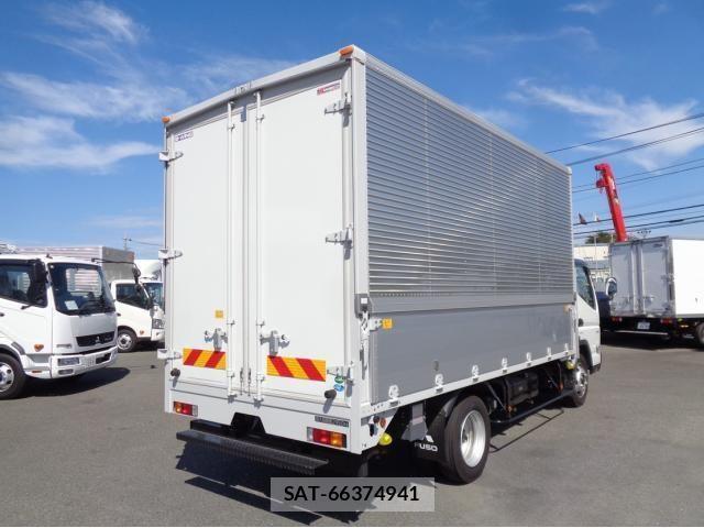 Mitsubishi CANTER 2023-09 453850-2