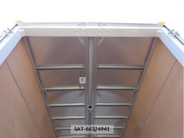 Mitsubishi CANTER 2023-09 453850-5