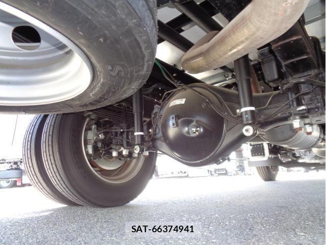 Mitsubishi CANTER 2023-09 453850-12