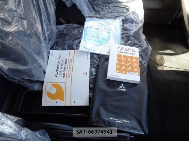 Mitsubishi CANTER 2023-09 453850-22
