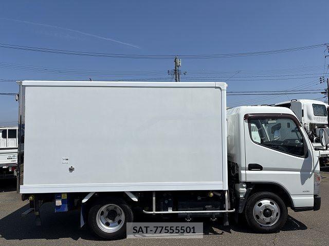 Mitsubishi CANTER 2017-12 606074-5