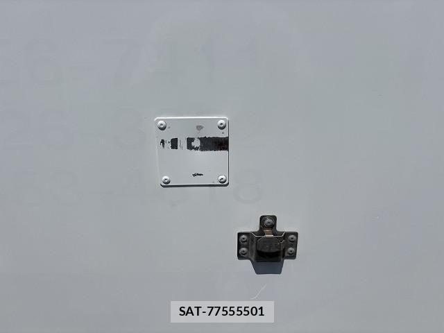 Mitsubishi CANTER 2017-12 606074-7