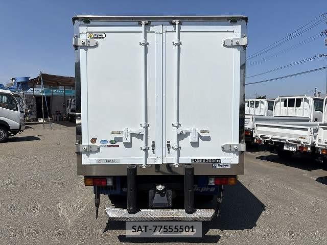 Mitsubishi CANTER 2017-12 606074-13