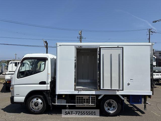 Mitsubishi CANTER 2017-12 606074-16
