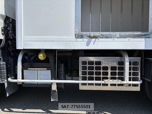 Mitsubishi CANTER 2017-12 606074-17