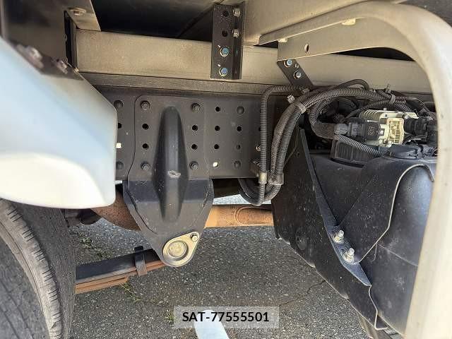 Mitsubishi CANTER 2017-12 606074-24