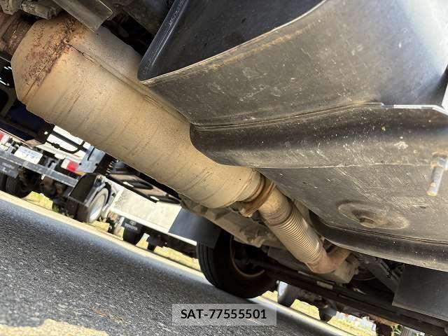 Mitsubishi CANTER 2017-12 606074-26