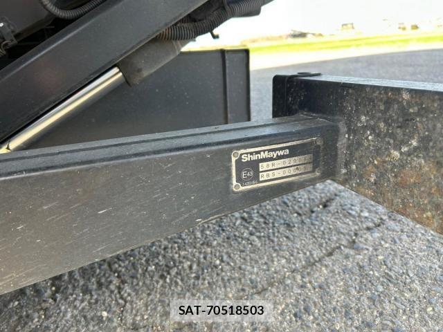 Mitsubishi CANTER 2016-12 858349-13