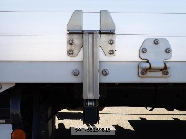 Mitsubishi CANTER 2019-02 858208-14