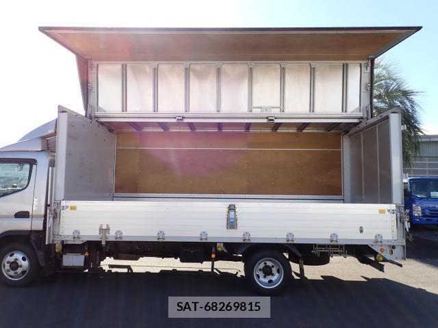 Mitsubishi CANTER 2019-02 858208-17