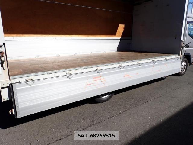Mitsubishi CANTER 2019-02 858208-25