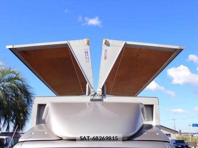 Mitsubishi CANTER 2019-02 858208-26
