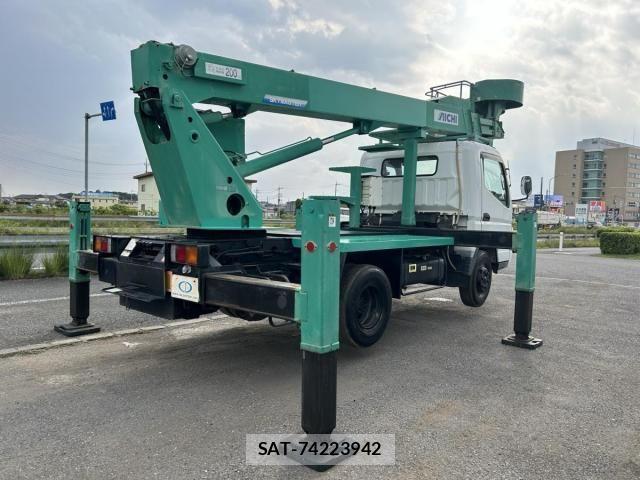 Mitsubishi CANTER 2003-10 405329-5