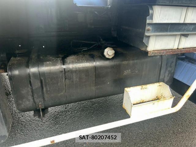Mitsubishi CANTER 2002-07 1172343-19