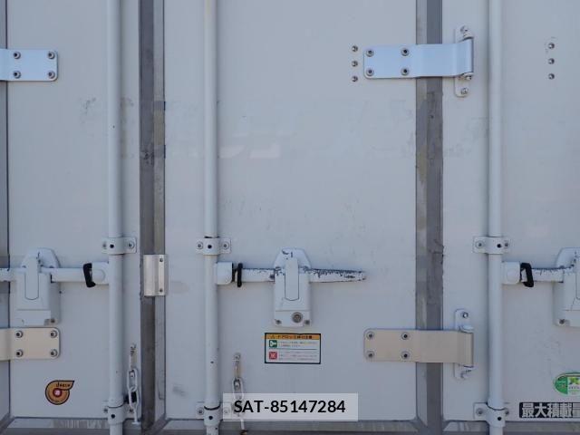 Mitsubishi CANTER 2018-05 1204833-6