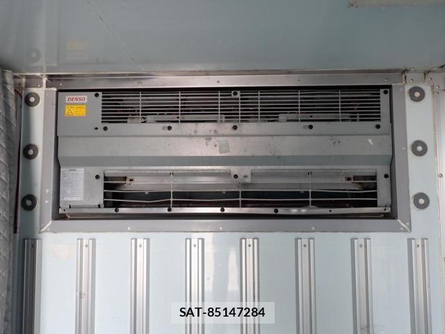 Mitsubishi CANTER 2018-05 1204833-12