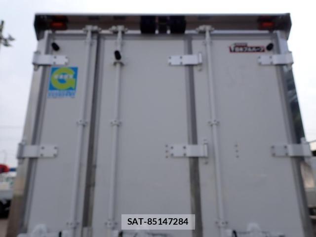 Mitsubishi CANTER 2018-05 1204833-23