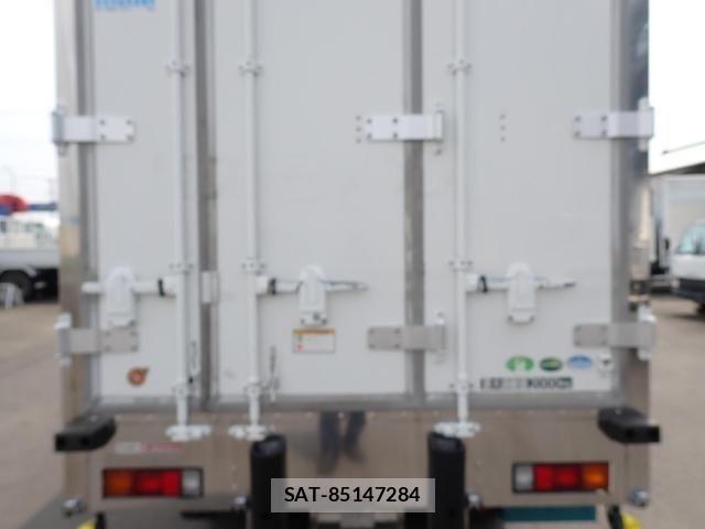 Mitsubishi CANTER 2018-05 1204833-24