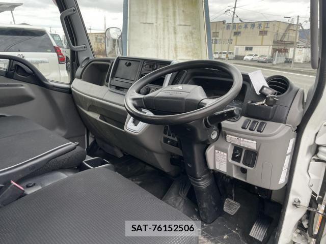 Mitsubishi CANTER 2017-09 797046-5