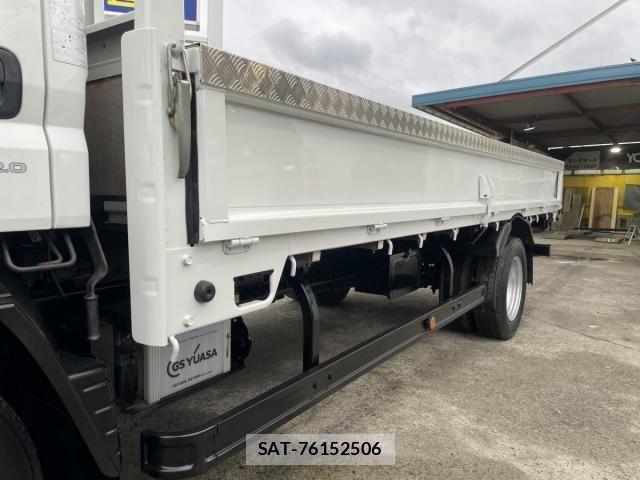 Mitsubishi CANTER 2017-09 797046-23