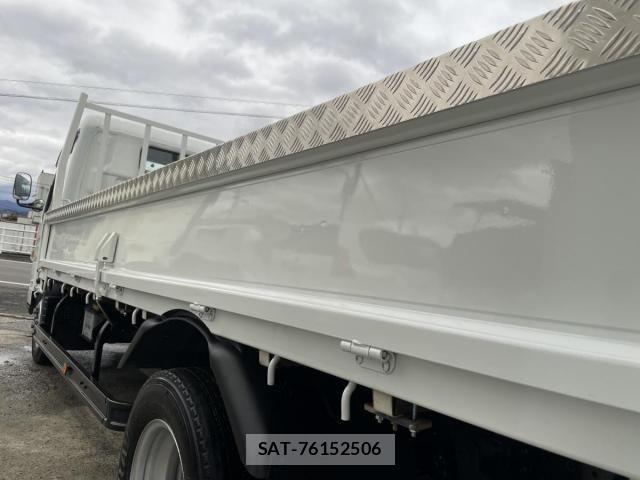 Mitsubishi CANTER 2017-09 797046-29