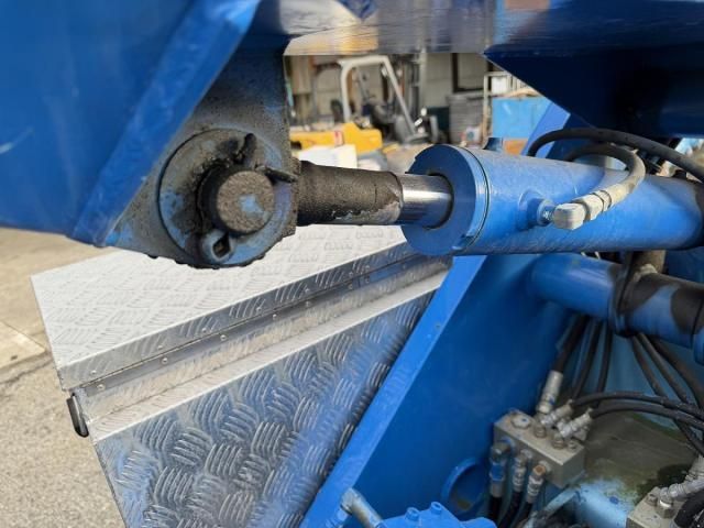 Mitsubishi CANTER 2008-10 1543374-25