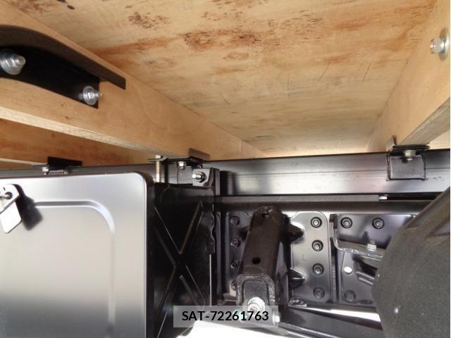 Mitsubishi CANTER 2024-12 869285-14